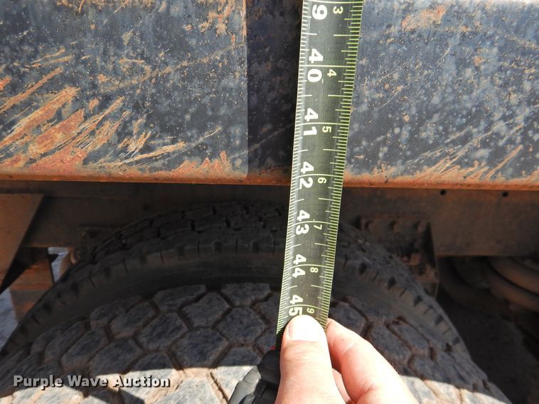 image for item DJ8376 1985 Freightliner FLC  dump truck