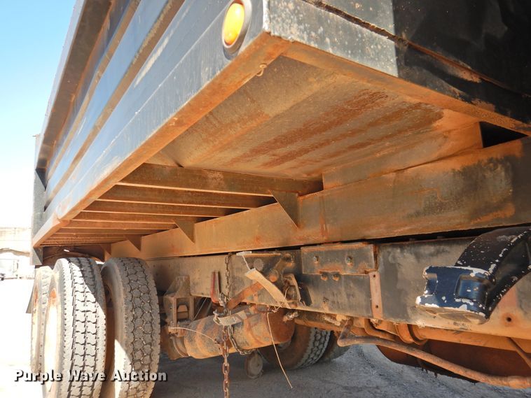 image for item DJ8376 1985 Freightliner FLC  dump truck