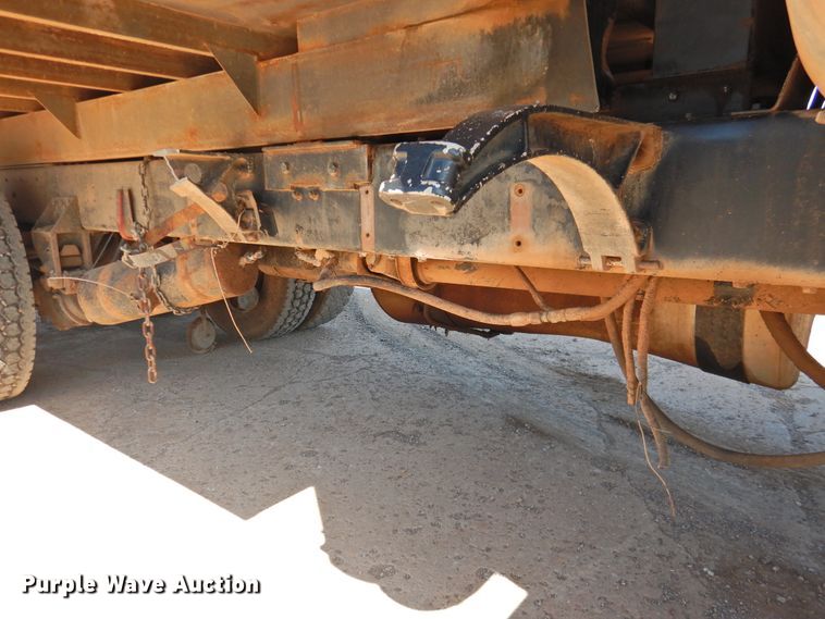 image for item DJ8376 1985 Freightliner FLC  dump truck