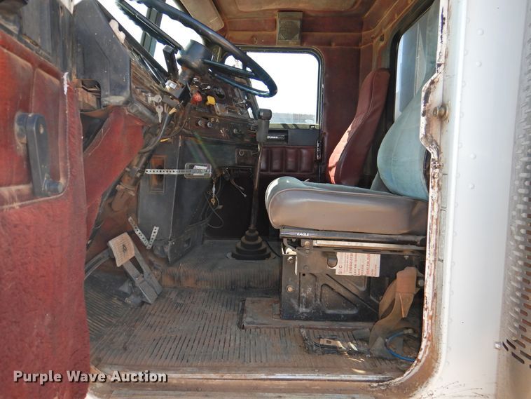 image for item DJ8376 1985 Freightliner FLC  dump truck