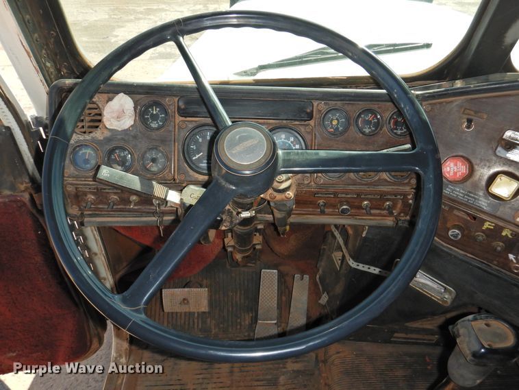 image for item DJ8376 1985 Freightliner FLC  dump truck