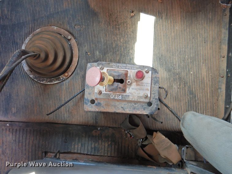 image for item DJ8376 1985 Freightliner FLC  dump truck