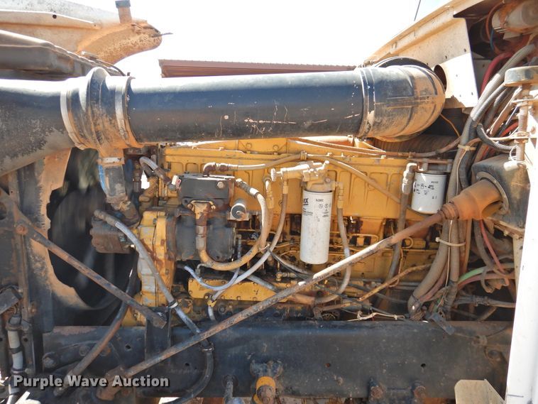 image for item DJ8376 1985 Freightliner FLC  dump truck