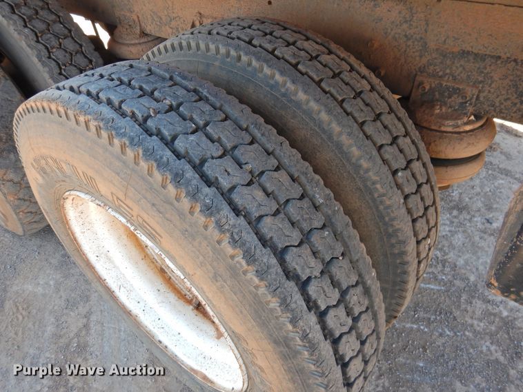 image for item DJ8376 1985 Freightliner FLC  dump truck