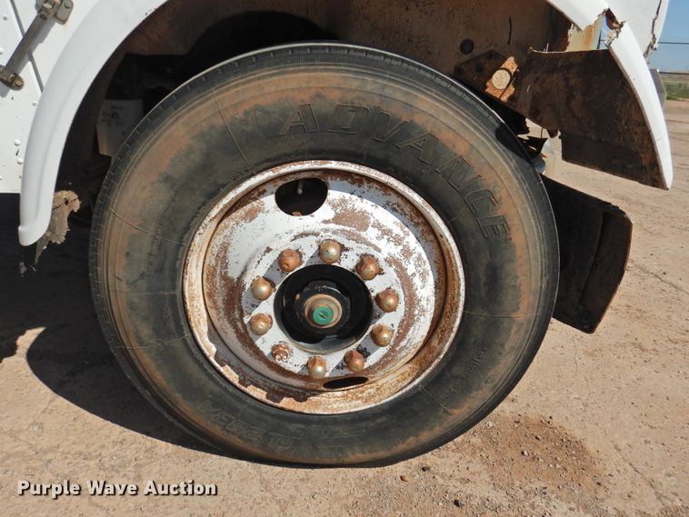 image for item DJ8376 1985 Freightliner FLC  dump truck