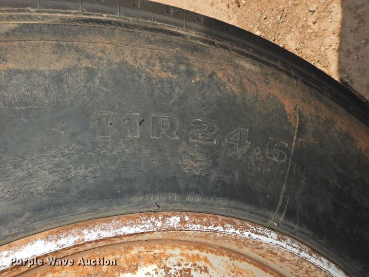 image for item DJ8376 1985 Freightliner FLC  dump truck