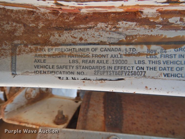 image for item DJ8376 1985 Freightliner FLC  dump truck