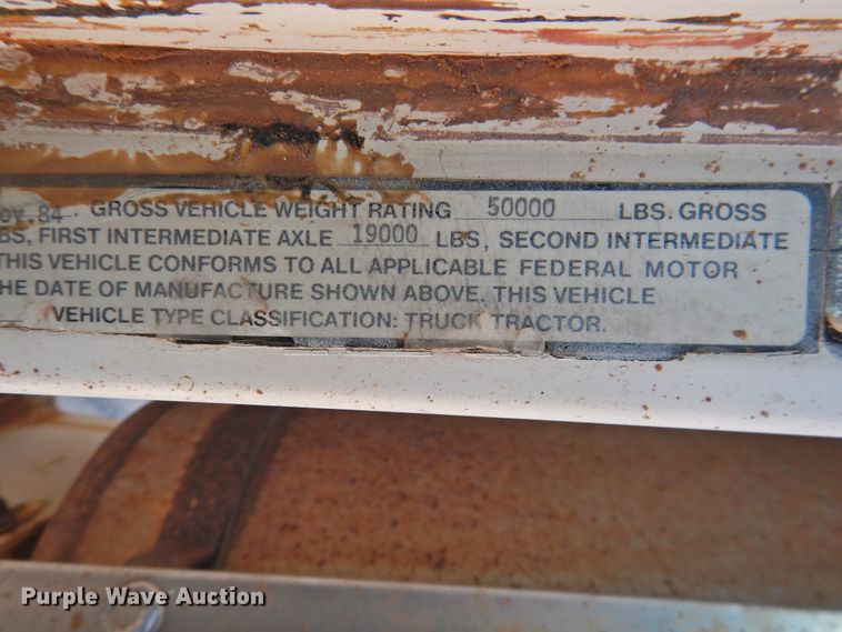 image for item DJ8376 1985 Freightliner FLC  dump truck