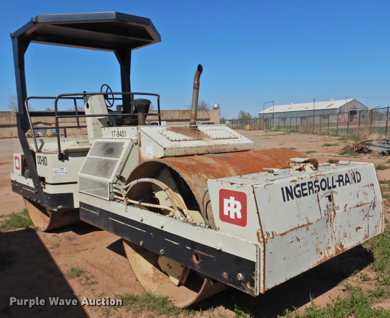 image for item DJ8377 Ingersoll Rand DD-110  double drum vibratory roller