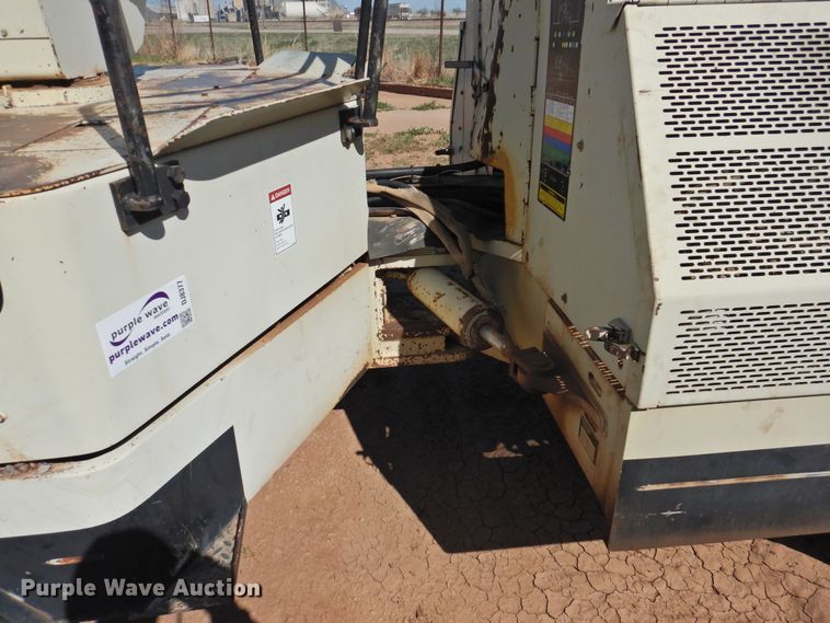 image for item DJ8377 Ingersoll Rand DD-110  double drum vibratory roller