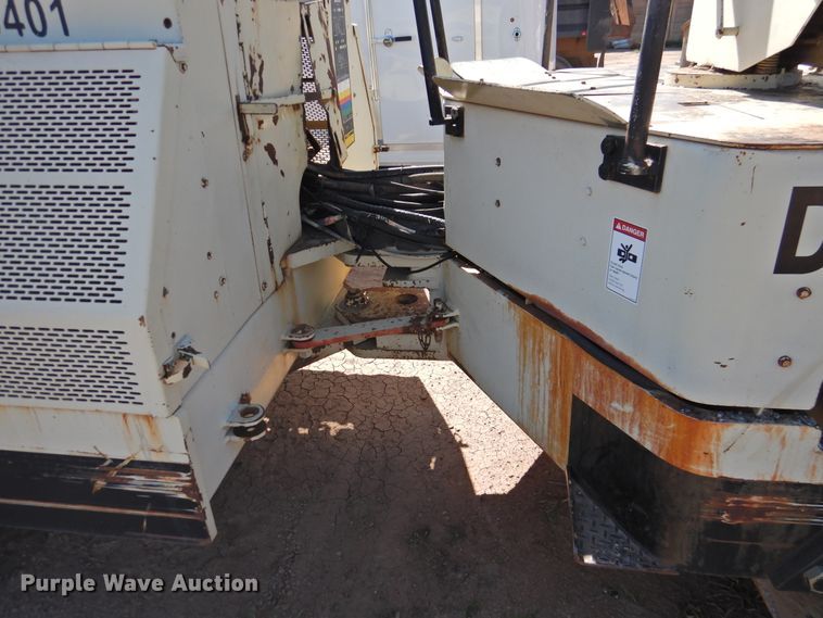 image for item DJ8377 Ingersoll Rand DD-110  double drum vibratory roller