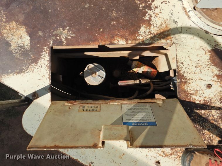 image for item DJ8377 Ingersoll Rand DD-110  double drum vibratory roller