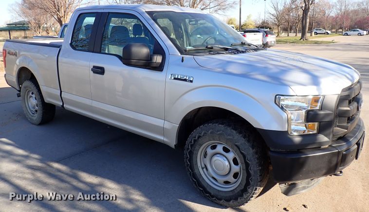 image for item DK4551 2016 Ford F150  SuperCab pickup truck