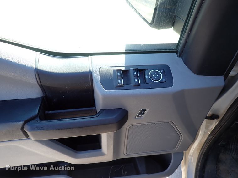 image for item DK4551 2016 Ford F150  SuperCab pickup truck