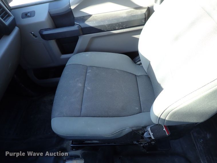 image for item DK4551 2016 Ford F150  SuperCab pickup truck