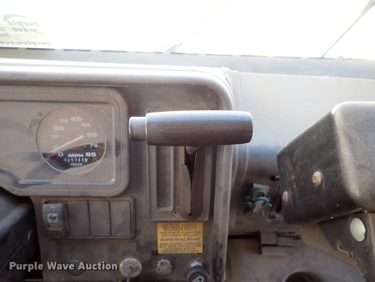 image for item DK4681 2000 Thomas  school bus