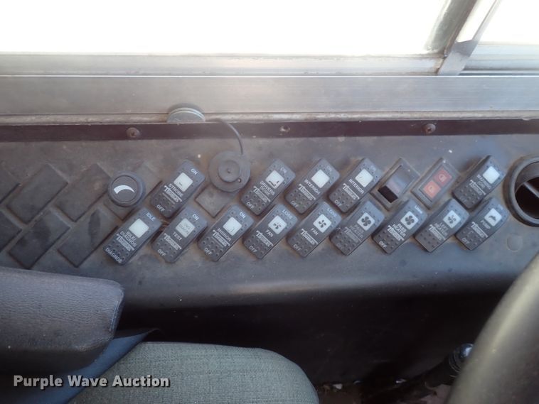 image for item DK4681 2000 Thomas  school bus