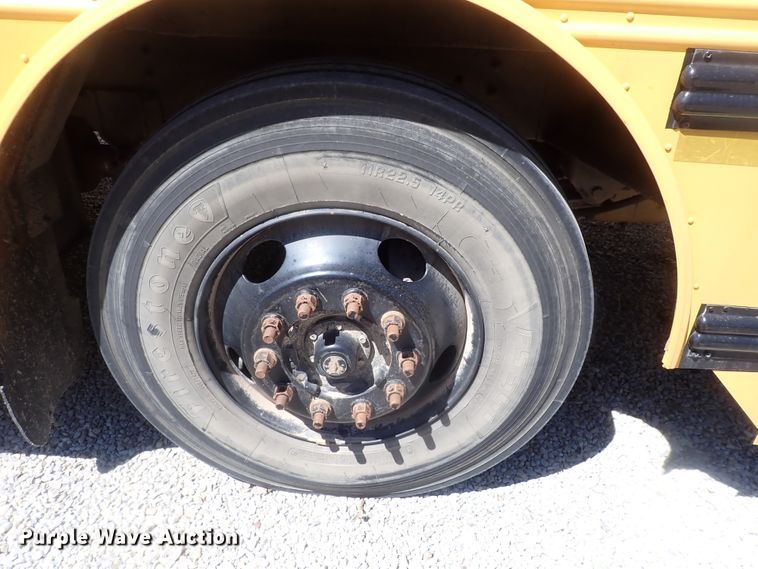 image for item DK4681 2000 Thomas  school bus