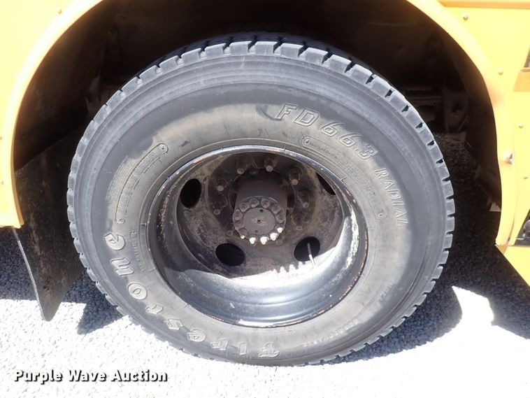 image for item DK4681 2000 Thomas  school bus