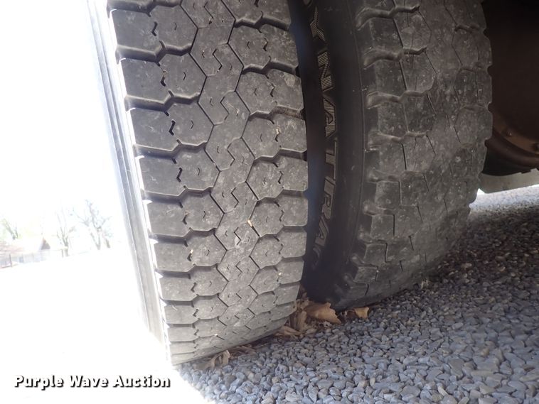 image for item DK4681 2000 Thomas  school bus