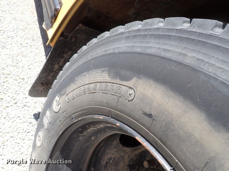 image for item DK4681 2000 Thomas  school bus