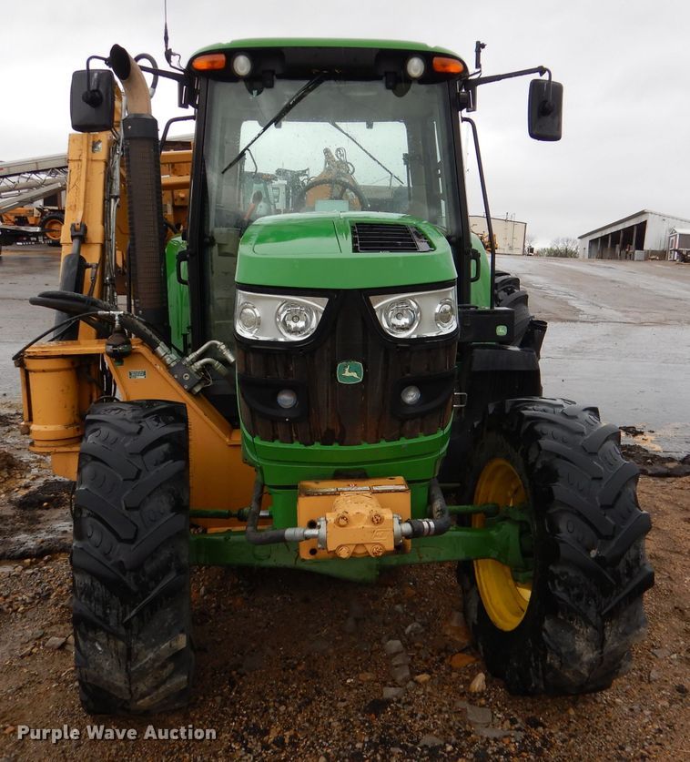image for item DL2792 2013 John Deere 6105M  MFWD tractor