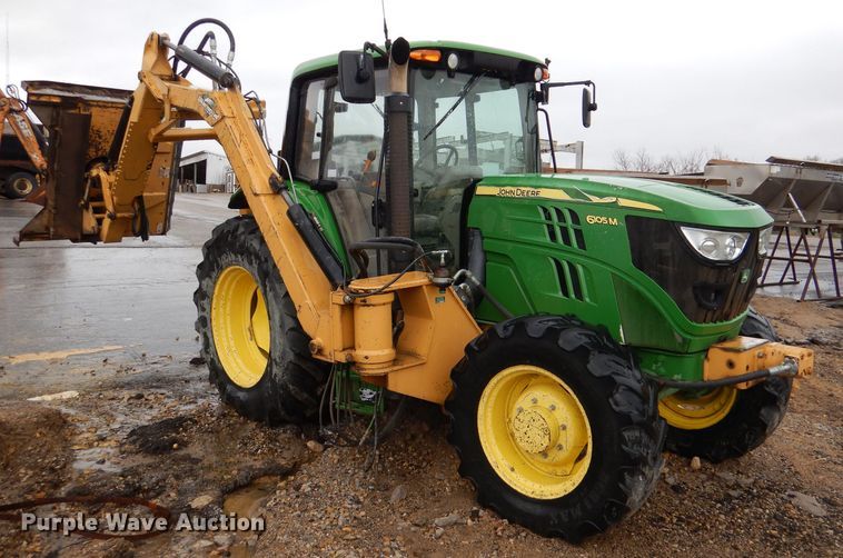 image for item DL2792 2013 John Deere 6105M  MFWD tractor