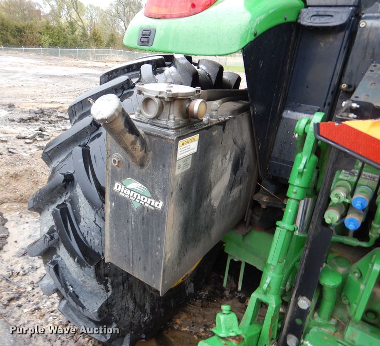 image for item DL2792 2013 John Deere 6105M  MFWD tractor