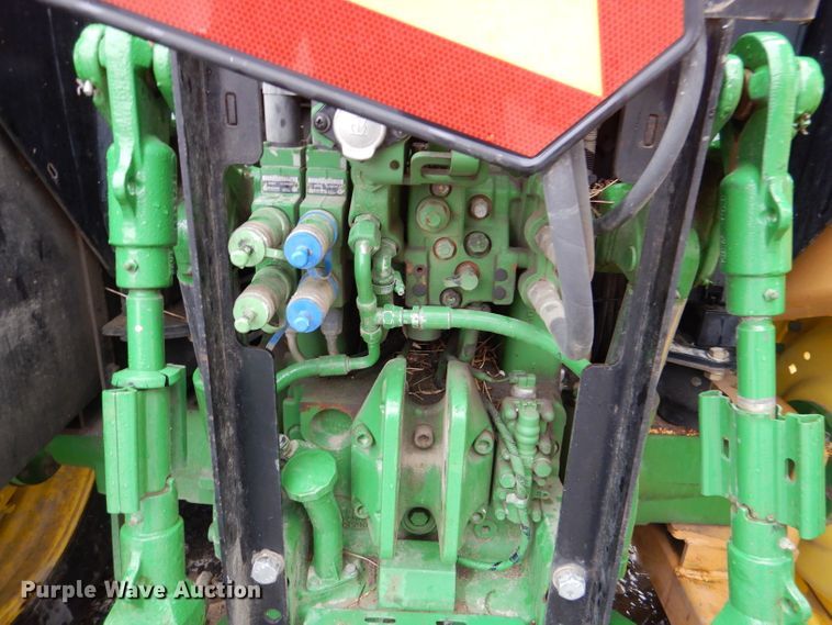 image for item DL2792 2013 John Deere 6105M  MFWD tractor