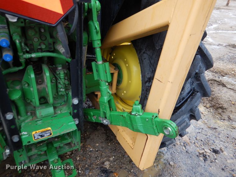 image for item DL2792 2013 John Deere 6105M  MFWD tractor