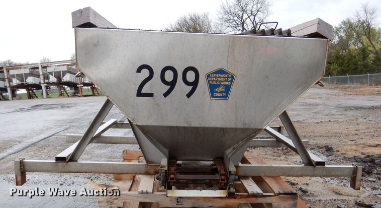 image for item DL2793 Saltdogg spreader