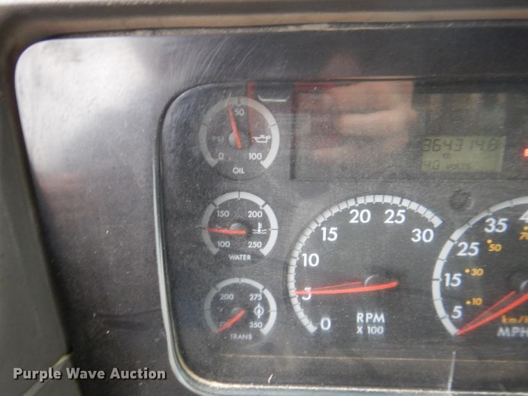 image for item DL2795 2008 Sterling LT9500  dump truck