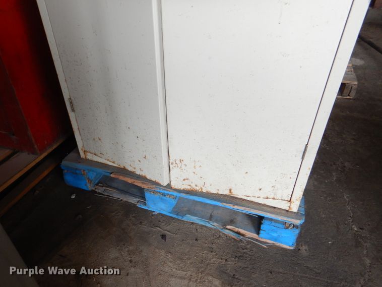 image for item DL2801 Cabinets