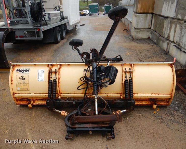 image for item DL2804 Meyer AG-8.5 snow plow