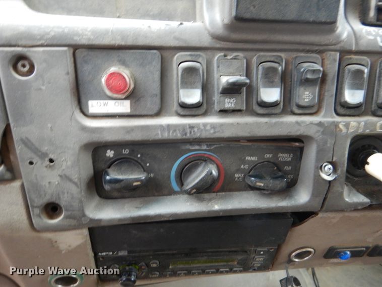 image for item DL2805 2009 Sterling LT9500  dump truck