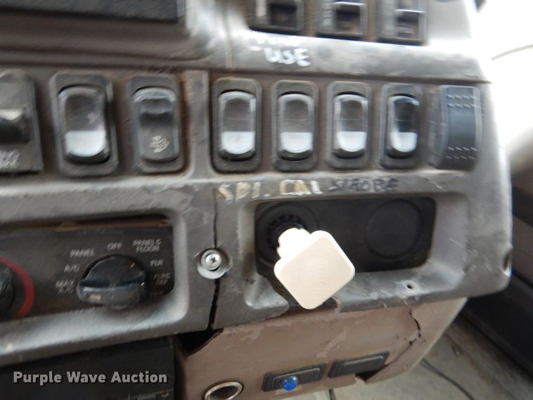 image for item DL2805 2009 Sterling LT9500  dump truck