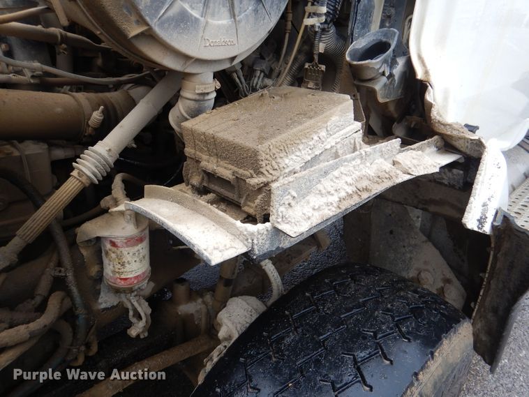 image for item DL2805 2009 Sterling LT9500  dump truck