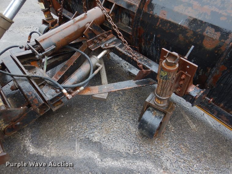 image for item DL2805 2009 Sterling LT9500  dump truck