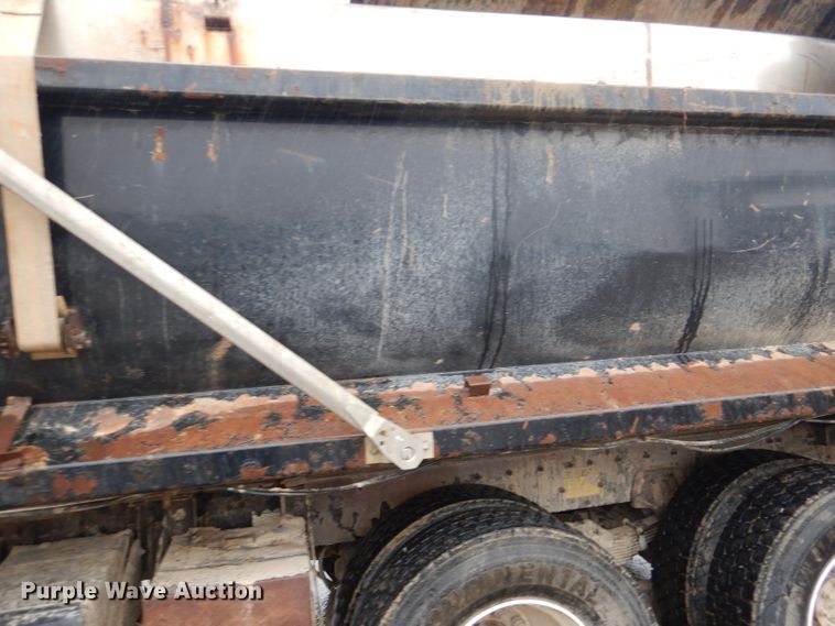 image for item DL2805 2009 Sterling LT9500  dump truck