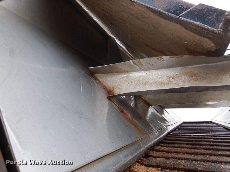 image for item DL2805 2009 Sterling LT9500  dump truck