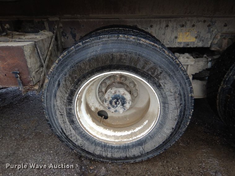 image for item DL2805 2009 Sterling LT9500  dump truck