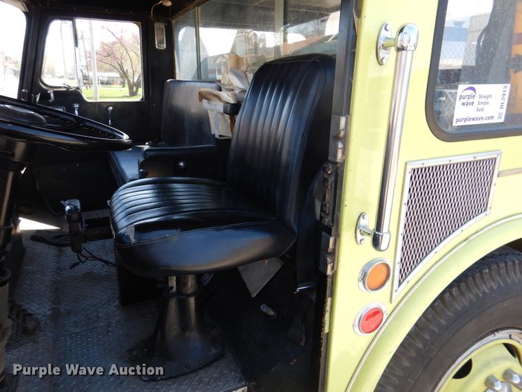 image for item DL2913 1979 Seagrave WB24068  pumper fire truck