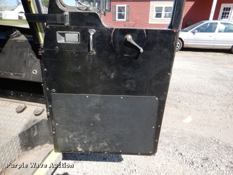 image for item DL2913 1979 Seagrave WB24068  pumper fire truck