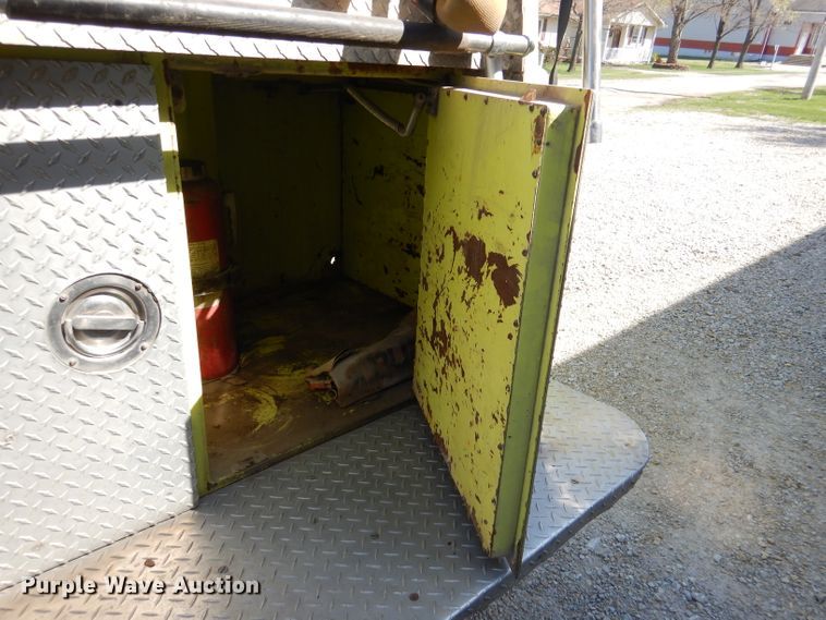 image for item DL2913 1979 Seagrave WB24068  pumper fire truck