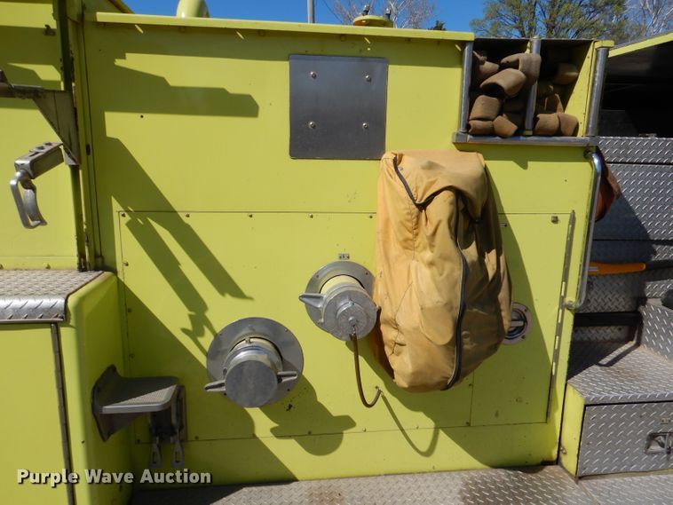 image for item DL2913 1979 Seagrave WB24068  pumper fire truck