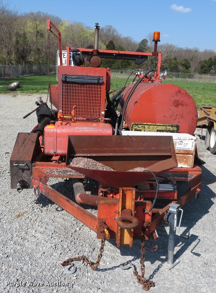 image for item DN5760 2005 Duraco 125DJT  DuraPatcher pot hole patcher