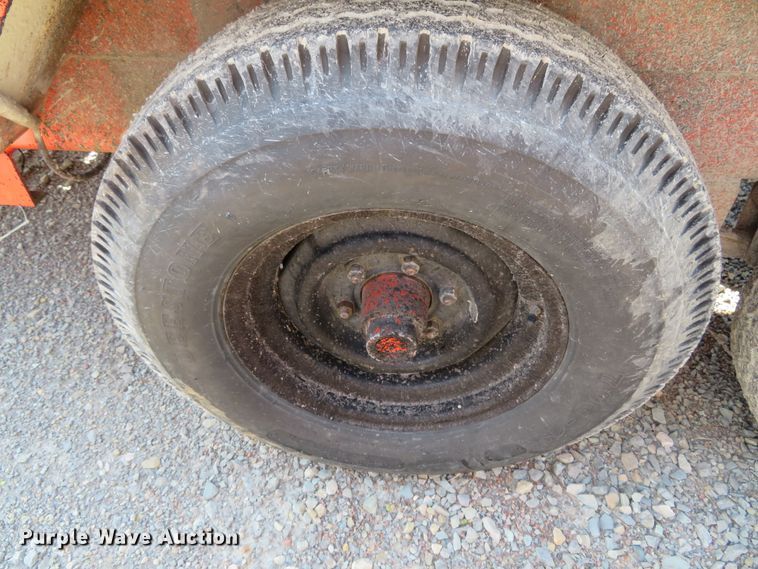 image for item DN5760 2005 Duraco 125DJT  DuraPatcher pot hole patcher