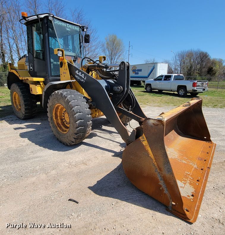 image for item FL9201 2005 John Deere 444J  wheel loader