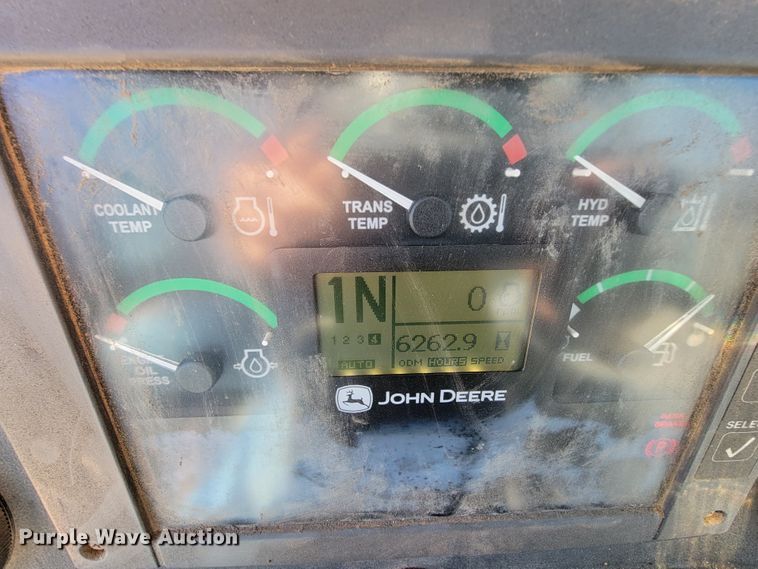 image for item FL9201 2005 John Deere 444J  wheel loader