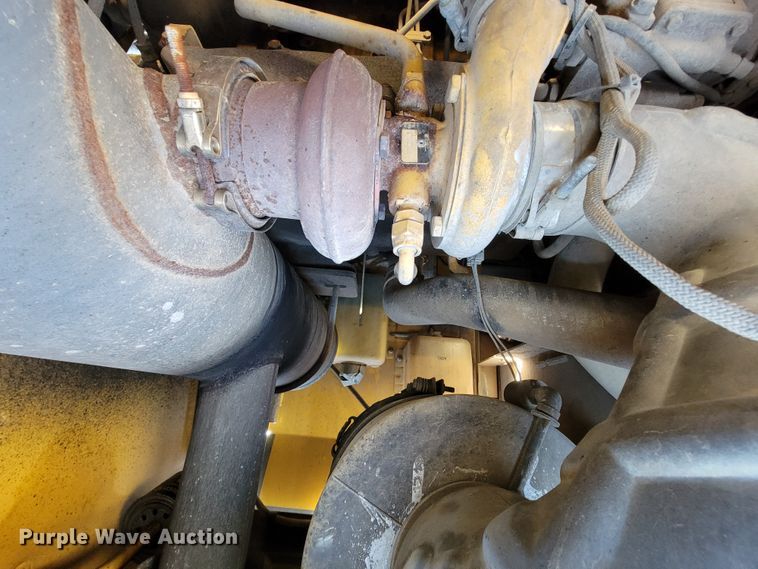 image for item FL9201 2005 John Deere 444J  wheel loader